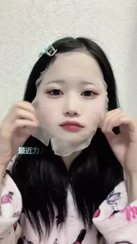 春のTikTok投稿