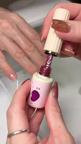 みー／NailartistのTikTok投稿