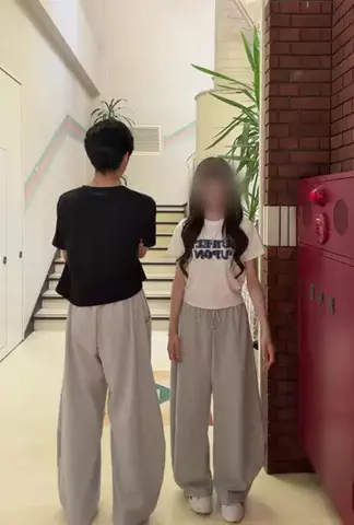 束感まつ毛のTikTok投稿