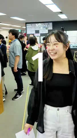 オタク男子高校生のTikTok投稿