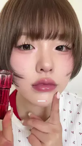 ばなな【一重メイク】のTikTok投稿