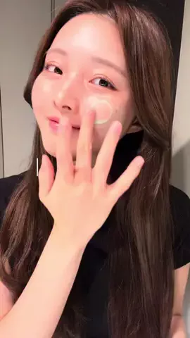 れい奈のTikTok投稿
