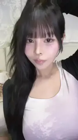 れいのTikTok投稿