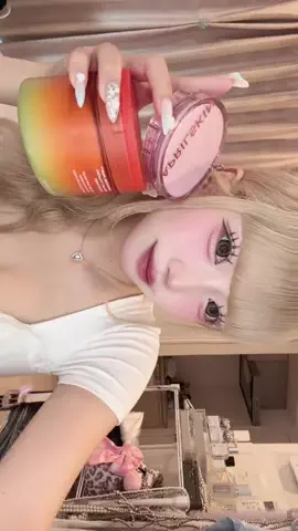 出遅れぴんくのTikTok投稿
