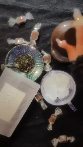 魔女リンコさん｜YouTubeのTikTok投稿