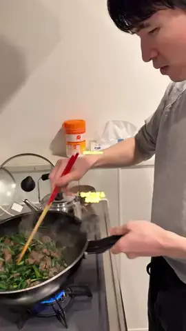 user5276280170337のTikTok PR投稿：#国人の休日メシ🇨🇳レバニラと水餃子🥟#pr #一味玲玲 #…