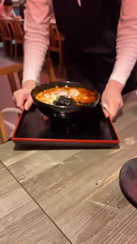 キングジョー|新潟ラーメンのTikTok投稿
