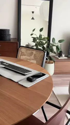 ReiのTikTok投稿