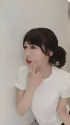 小栗有以のTikTok投稿