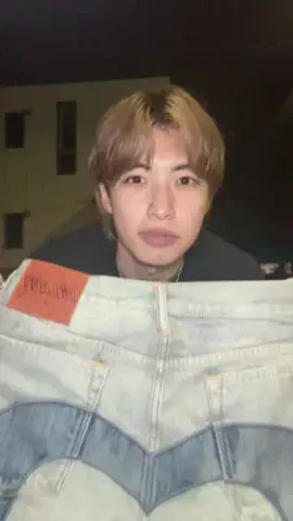 よしGU×古着🗽👔のTikTok PR投稿：evisu履いてたらよく街歩けるなとか言われるけど、デニム…