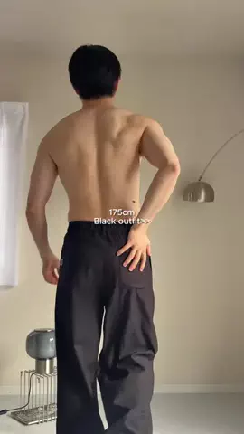 秋のTikTok投稿