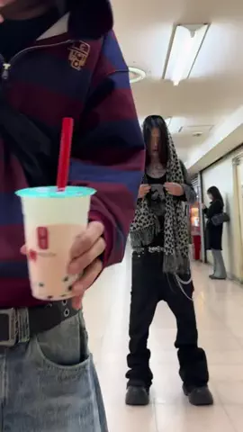 ゆうまのTikTok投稿