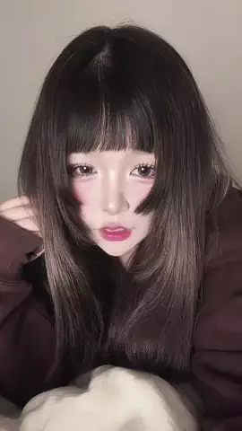 一生オン眉のTikTok投稿