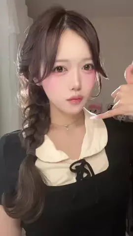 りころんっのTikTok投稿
