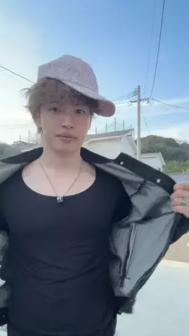 よしGU×古着🗽👔のTikTok PR投稿：今年の春はデニムジャケット×スウェットパンツで間違い…
