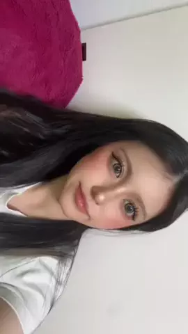 はなのTikTok投稿
