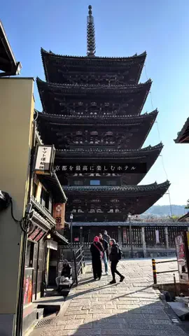 taaaaazzz（たず）のTikTok PR投稿：京都・祇園で大人の隠れ家に泊まってきた…✨ -————…
