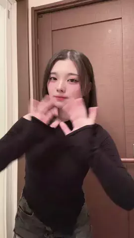 かなのTikTok投稿