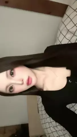 rのTikTok投稿