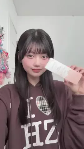 やこ(18)のTikTok投稿