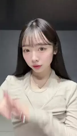 ハルのTikTok投稿