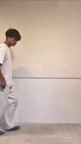ノームコアたいしのTikTok投稿