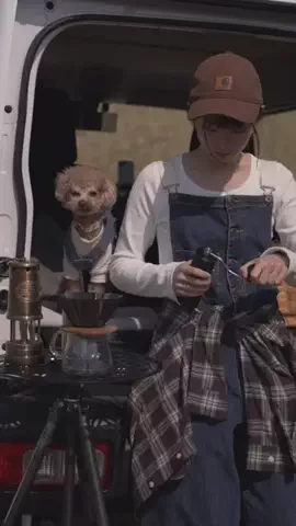 ゆう&しょう｜愛犬とジムニーキャンプのTikTok投稿