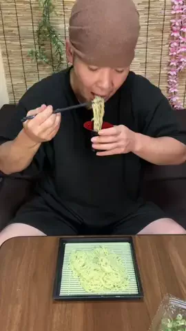 8ヶ月で30kg痩せた男【あかちゃんぷりん】のTikTok投稿