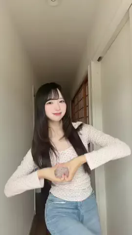 唯愛のTikTok投稿