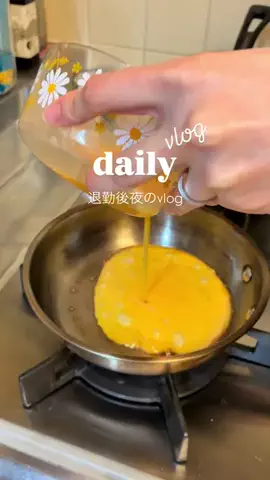 べる vlogのTikTok投稿