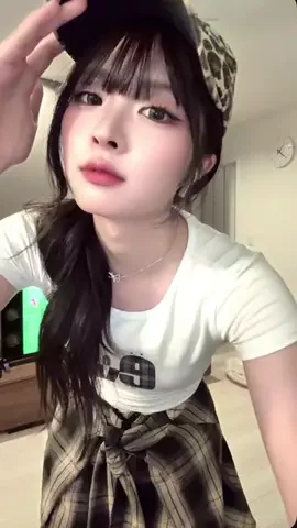 すーのTikTok投稿
