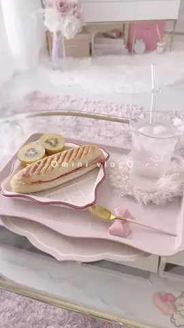 𝒎𝒂𝒑𝒍𝒆🤍のTikTok投稿