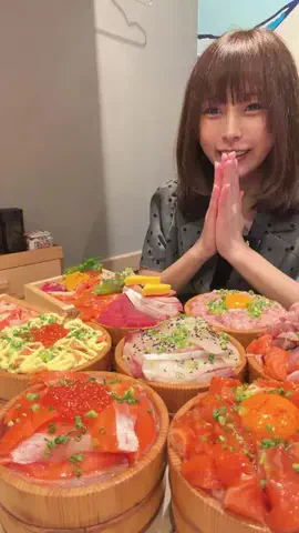 楽々【食の変態】のTikTok投稿