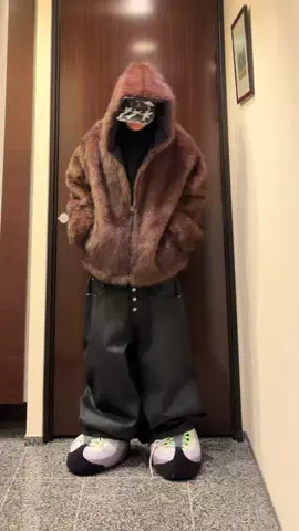 RyoのTikTok PR投稿：Feeling like an animal today🧸 #pr #outfitinspo #fashionista #streetwear #S…