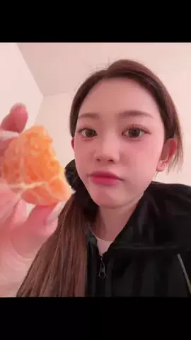 小林ゆあ👊🏻🌈のTikTok PR投稿：#PR #フードオロジー #カットゼリー #コレオロジー #Qoo10 