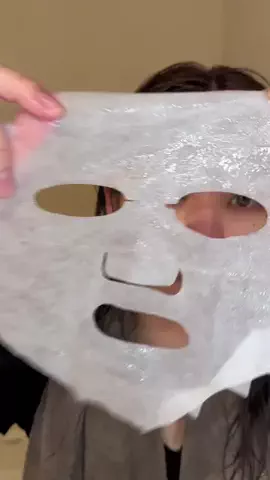 ツキ🌙* :ﾟ韓国コスメ｜垢抜けメイクのTikTok投稿