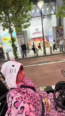 うしろのTikTok投稿