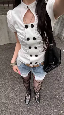 モエのTikTok投稿