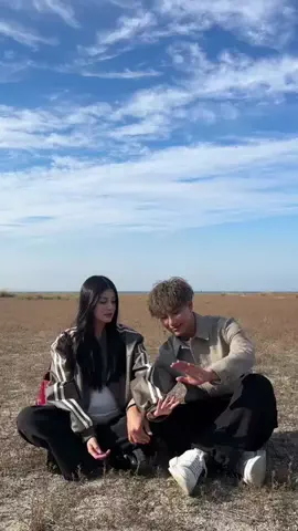りょじみくカップルのTikTok投稿