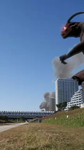 笑うポーカーフェイスのTikTok投稿