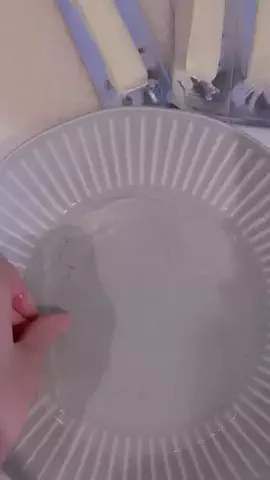 L_BeautyᥫᩣのTikTok投稿