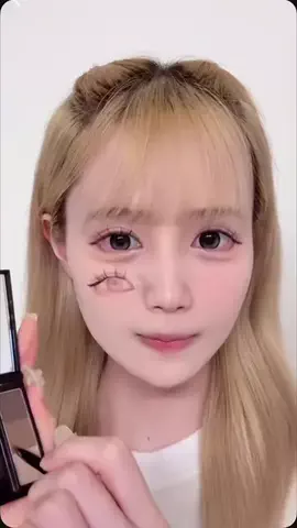 ナ ナのTikTok投稿