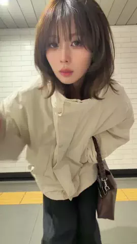 madokaのTikTok PR投稿：あたたかいです @momentplus 🤍👗 #pr #momentplus #OOTD #outfit 