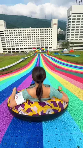 ぐりぐらママ@子連れ旅行で一度は行きたいスポット巡りのTikTok投稿