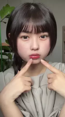 長浜 広奈(ながはまひな)のTikTok投稿