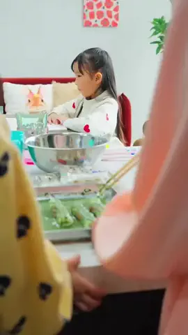 毎日はにかむ僕たちは。のTikTok投稿