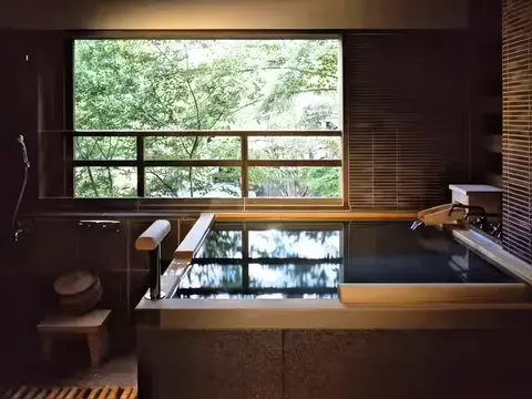 クロ／ホテル紹介📸のTikTok投稿