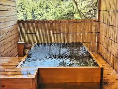 クロ／ホテル紹介📸のTikTok投稿