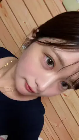 大澤　綾菜(おおさわ　あやな)のTikTok投稿