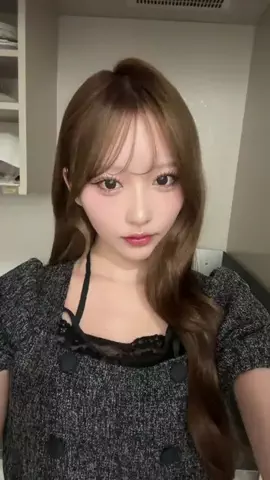 水瀬七華のTikTok投稿